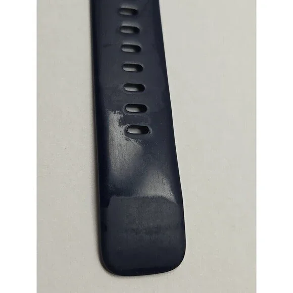 Fitbit Versa 3 FB511 Smartwatch GPS Heart Rate SpO2 Activity Tracker - Read Dis - Picture 11 of 14